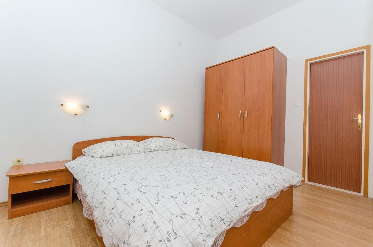 Apartments Ivanka Vis Extérieur photo