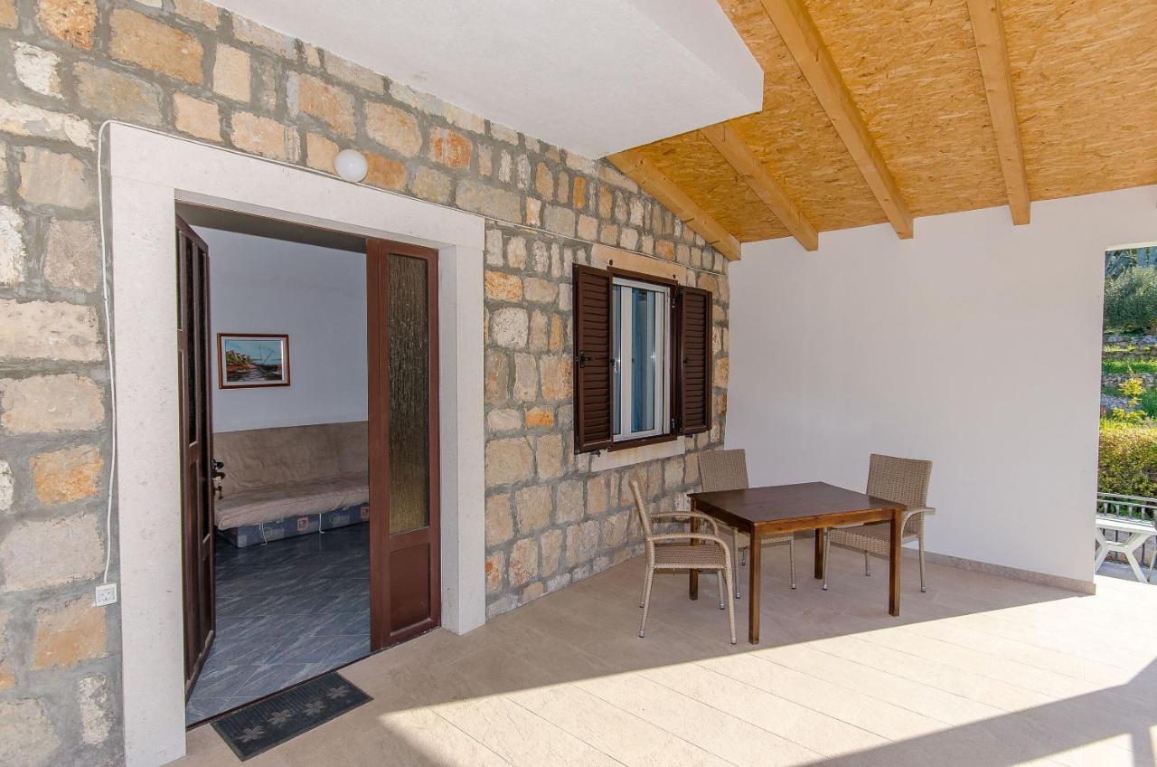 Apartments Ivanka Vis Extérieur photo