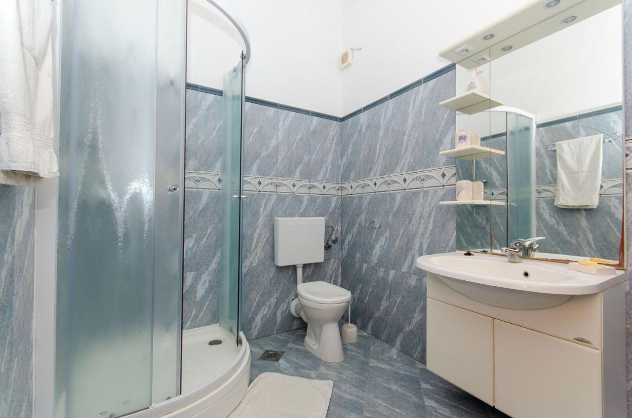 Apartments Ivanka Vis Extérieur photo